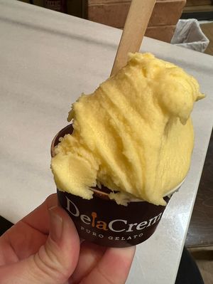 Cocoa and Passion Fruit   at DelaCrem in Barcelona