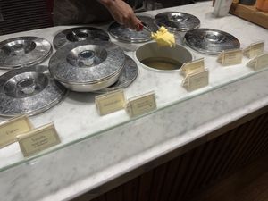 display, no clear labels, have to ask personnel   at DelaCrem in Barcelona