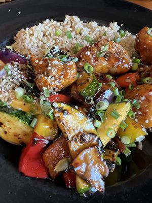 Orange cauliflower, pizza Bianca and some pics of the decor  at Julia's Vegetarian Restaurant in Pacific Grove