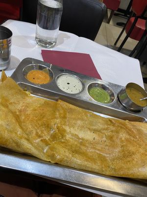 Dosa with vegi’s   at Arya Bhavan in Paris