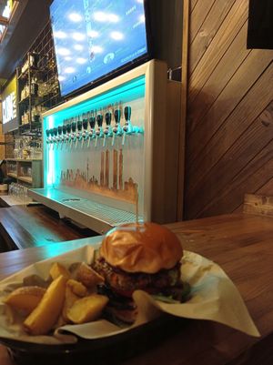 Vegan burguer at CLBM Bar in Madrid