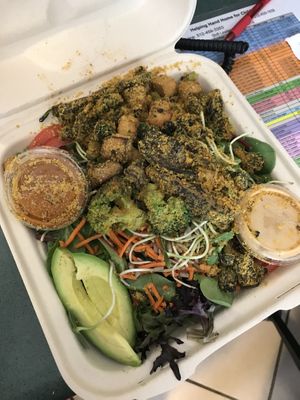 Big Azz Tarzan salad + tofu 😍 great dressing! So much nooch lol  at Bouldin Creek Cafe in Austin