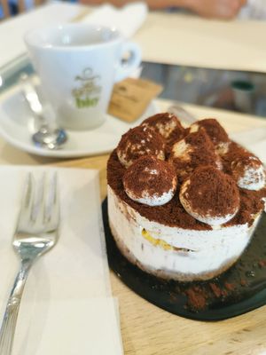 Tiramisu Törtchen at Les Plus Bon in Tortoreto