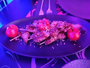 Teriyaki skewers at Guakame Street Food in Valencia