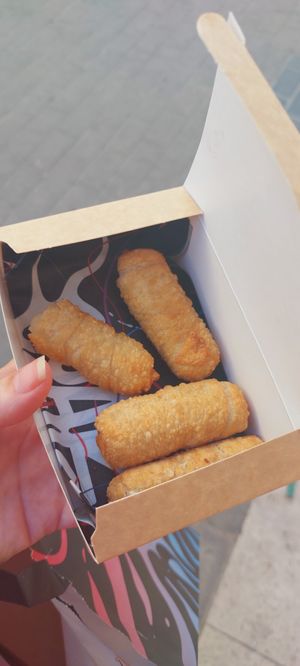  at Guakame Street Food in Valencia