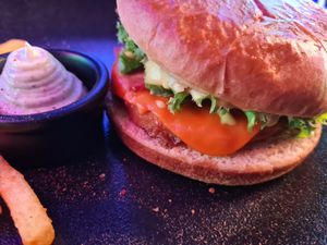 Smoke burger at Guakame Street Food in Valencia