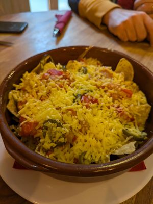 Vegan nachos at Sunset in Alp