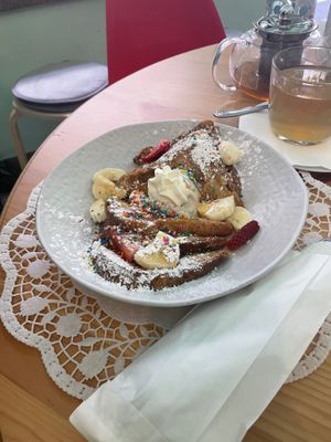 Veggie French toast at Nudie Foodie in Athens