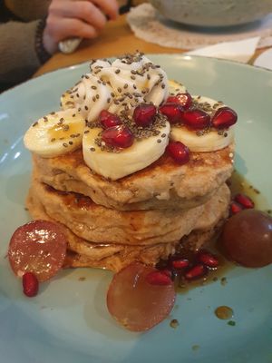 Tortitas de plátano at Nudie Foodie in Athens