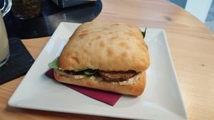 'Mediterraneo' sandwich at Café Jardí in Tarragona