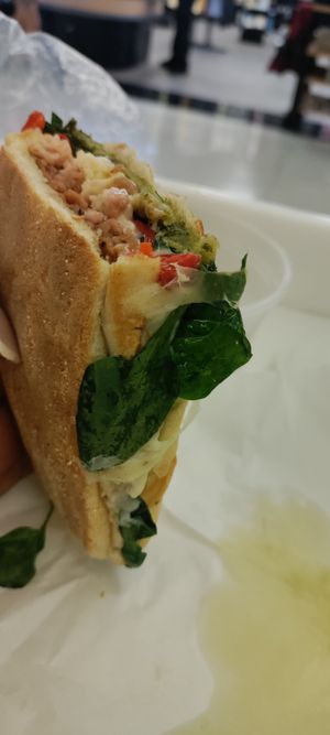 Side view of La Playa at Cafecito - Loop in Chicago