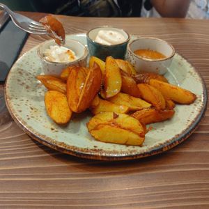 Braves 3 salses at Porta Ferro in Manresa