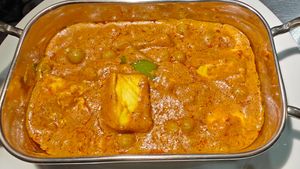 Paneer Matar at Sunny's Indian Restaurant in La Fortuna