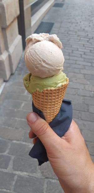 Hazelnut and Matcha ice at Gelato Vegano in Basel