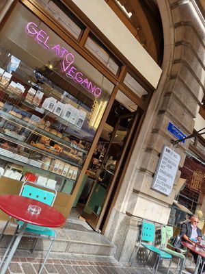  at Gelato Vegano in Basel