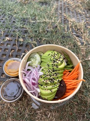 Midori Poke 😋   at Aka Sushi in Lima