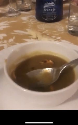 Zuppa molto buona speziata all’arancia servita con pane  at Agricola Samadhi in Zollino