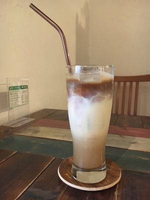 黒糖ラテ Brown Sugar Latte  at Vege To Coffee in Tokyo