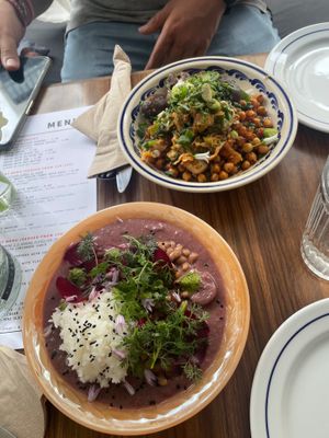  at Venn Canteen in Porto