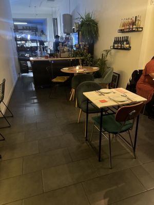 Insidw  at Venn Canteen in Porto