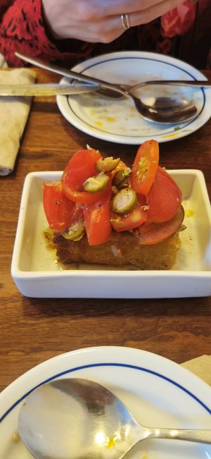  at Venn Canteen in Porto