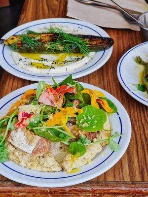  at Venn Canteen in Porto