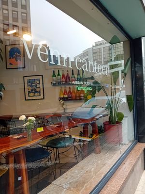  at Venn Canteen in Porto