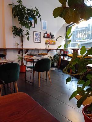  at Venn Canteen in Porto