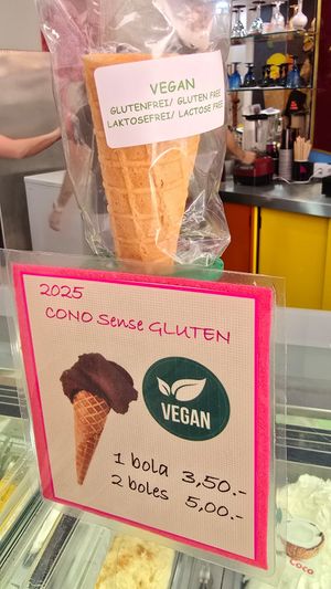 Vegan cones available - labelled at La Xixonenca in L Estartit