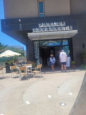 Outside at Parlor Doughnuts in Oceanside