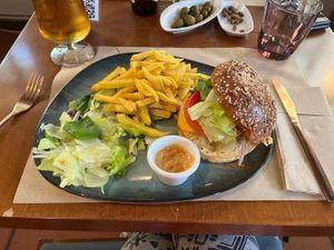   at Cachivache in La Cabrera