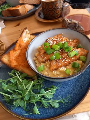 The special was Korean style Mac and cheese, was awesome 👌 at Tigs Bagel & Coffee House in Sheffield