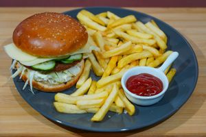 Gurmanska pljeskavica at Vege House in Belgrade