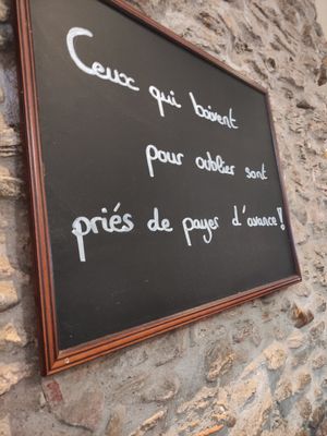 Interior at Le Cachotier in Carcassonne