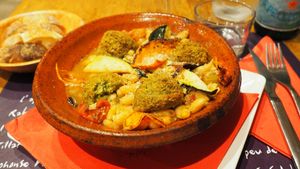 Vegan Cassoulet with falafel at Le Cachotier in Carcassonne