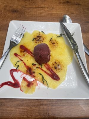 Flambée pineapple   at Le Cachotier in Carcassonne