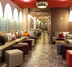 Acceso al restaurante at Al Jaima de Abou Khalil in Barcelona