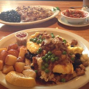 huevos manchuras at Mother's Cafe and Garden in Austin