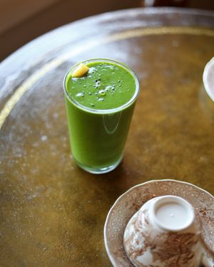 mango matcha smoothie at Open Door Tea in Stratford