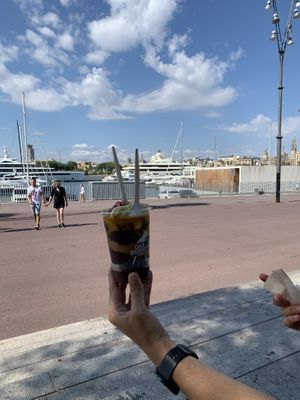 Açai bowl  at Oakberry - Baluard in Barcelona