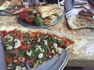 Very Portlandpix at Sizzle Pie - E Burnside in Portland