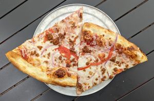 Tomato Tomato at Sizzle Pie - E Burnside in Portland