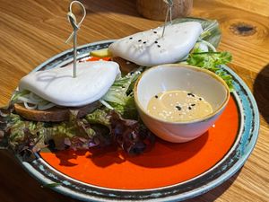 Dumplings with seitan at Udum in Cologne