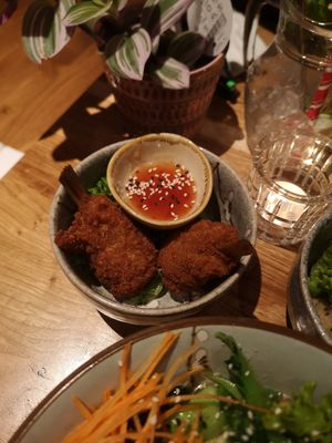 On the run ("chicken" with lemongrass bone) at Udum in Cologne