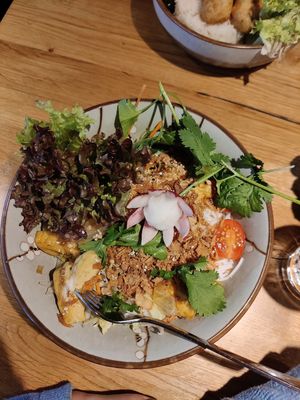 Opciones suficientes para cualquier paladar. at Udum in Cologne