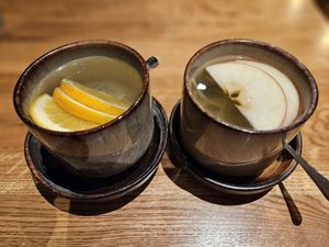 Fresh ginger orange & ginger apple tea at Udum in Cologne