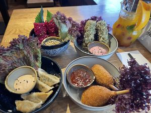 PinkLadies, Raspberry&Tofu, Gyoza, Soy on the Run, Red Lime  at Udum in Cologne