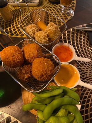 Vegan starter: assortment of fried snacks with edamame  at Zeeuwse Schatkamer in Zierikzee