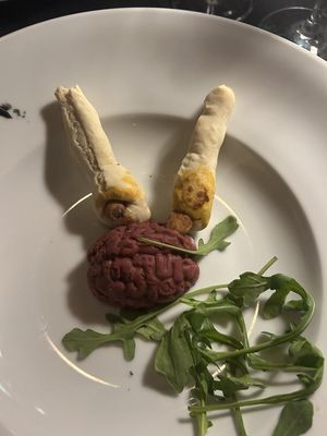 Fingers and brain at Waldcafe in Bad Groenenbach