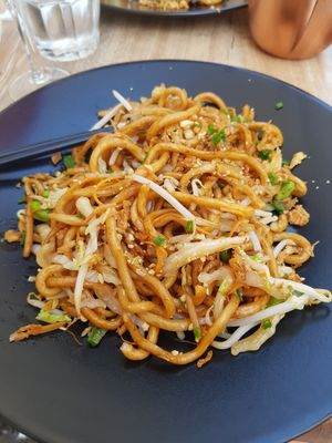 Sautéed Noodles at Les Pâtes Volantes in La Rochelle